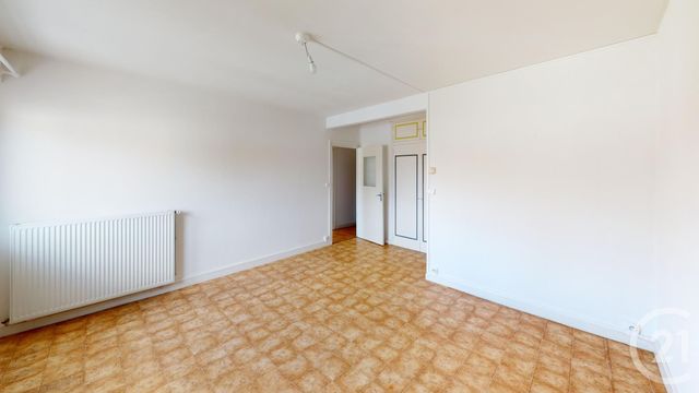 Appartement F3 à vendre - 3 pièces - 65.0 m2 - ST QUENTIN - 02 - PICARDIE - Century 21 Agence Delahaye