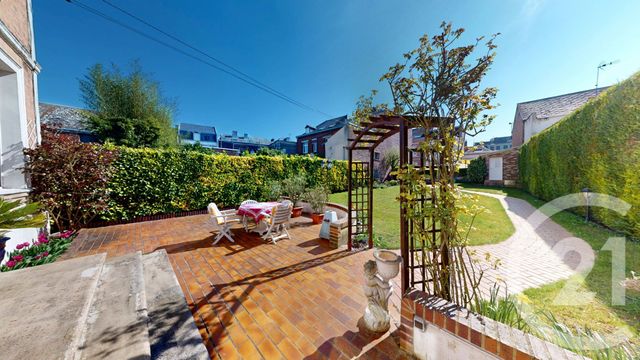 maison à vendre - 8 pièces - 158.35 m2 - ST QUENTIN - 02 - PICARDIE - Century 21 Agence Delahaye