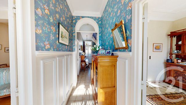 maison à vendre - 8 pièces - 158.35 m2 - ST QUENTIN - 02 - PICARDIE - Century 21 Agence Delahaye