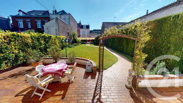 maison à vendre - 8 pièces - 158.35 m2 - ST QUENTIN - 02 - PICARDIE - Century 21 Agence Delahaye