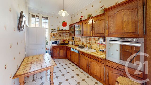 maison à vendre - 8 pièces - 158.35 m2 - ST QUENTIN - 02 - PICARDIE - Century 21 Agence Delahaye