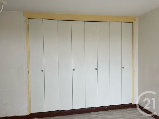 Afficher la photo en grand Appartement à vendre - 4 pièces - 70.89 m2 - ST QUENTIN - 02 - PICARDIE - Century 21 Agence Delahaye