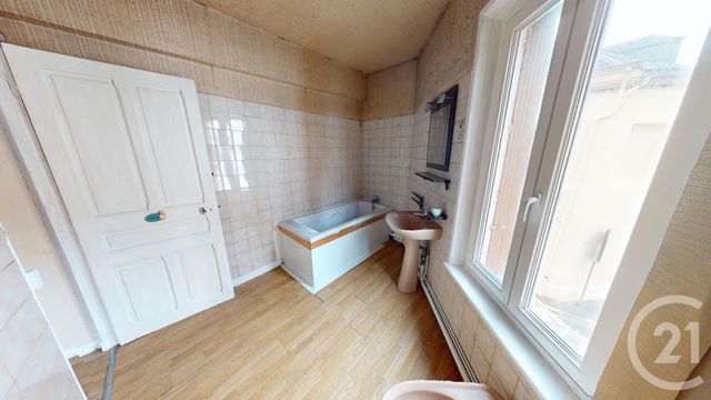 Appartement F5 à vendre - 5 pièces - 91.37 m2 - ST QUENTIN - 02 - PICARDIE - Century 21 Agence Delahaye