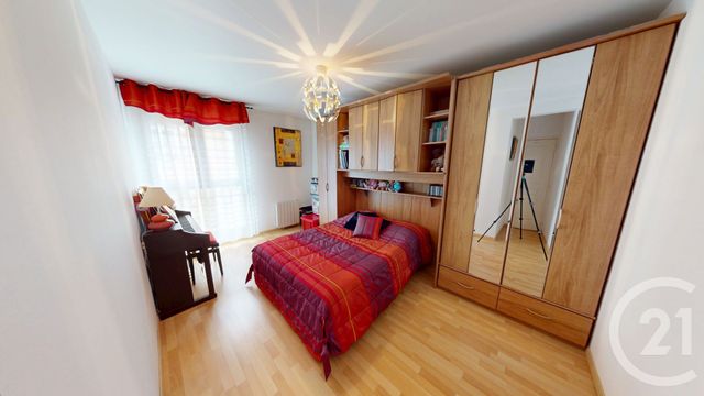 Appartement F4 à vendre - 5 pièces - 86.2 m2 - ST QUENTIN - 02 - PICARDIE - Century 21 Agence Delahaye