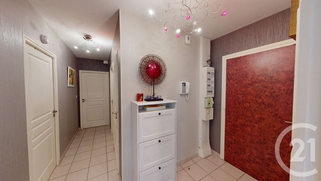 Appartement F4 à vendre - 5 pièces - 86.2 m2 - ST QUENTIN - 02 - PICARDIE - Century 21 Agence Delahaye