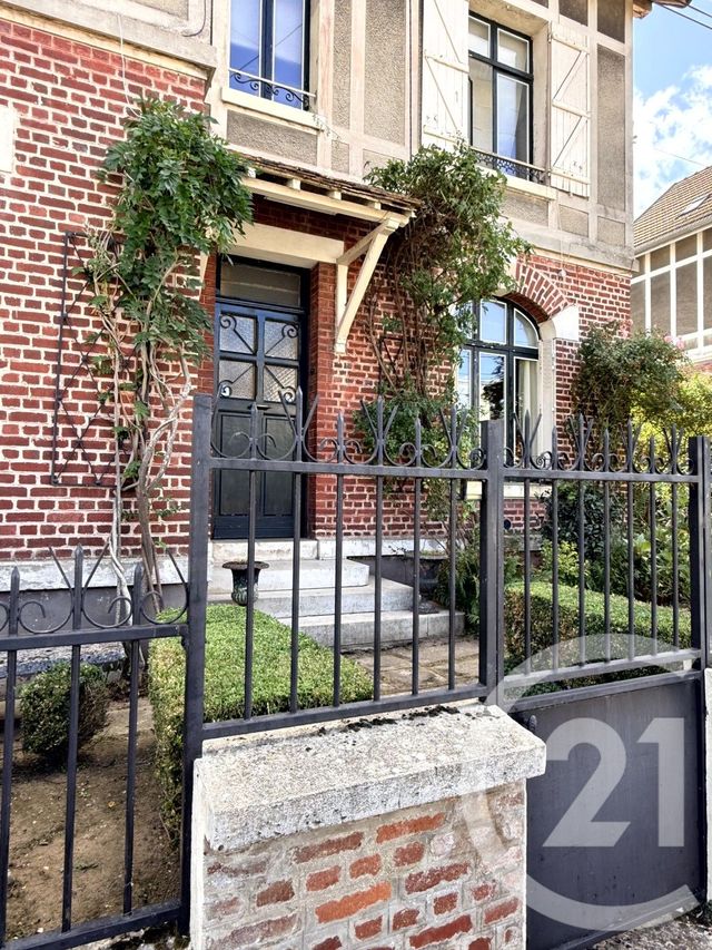 maison à vendre - 8 pièces - 171.51 m2 - ST QUENTIN - 02 - PICARDIE - Century 21 Agence Delahaye