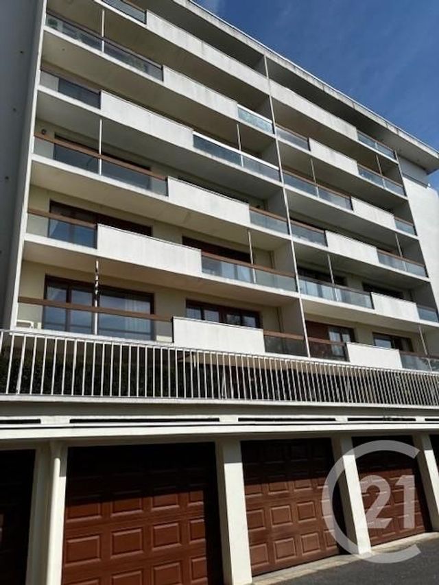 Appartement T6 à vendre - 7 pièces - 137.0 m2 - ST QUENTIN - 02 - PICARDIE - Century 21 Agence Delahaye