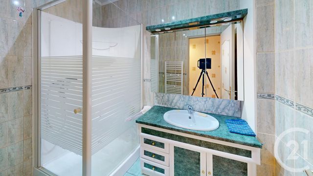 Afficher la photo en grand Appartement à vendre - 3 pièces - 80.0 m2 - ST QUENTIN - 02 - PICARDIE - Century 21 Agence Delahaye