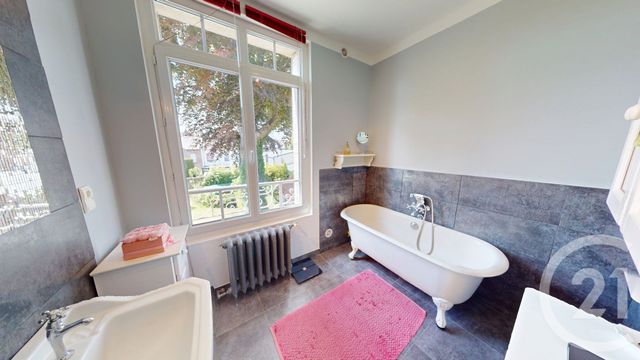 Afficher la photo en grand maison à vendre - 10 pièces - 227.0 m2 - ST QUENTIN - 02 - PICARDIE - Century 21 Agence Delahaye