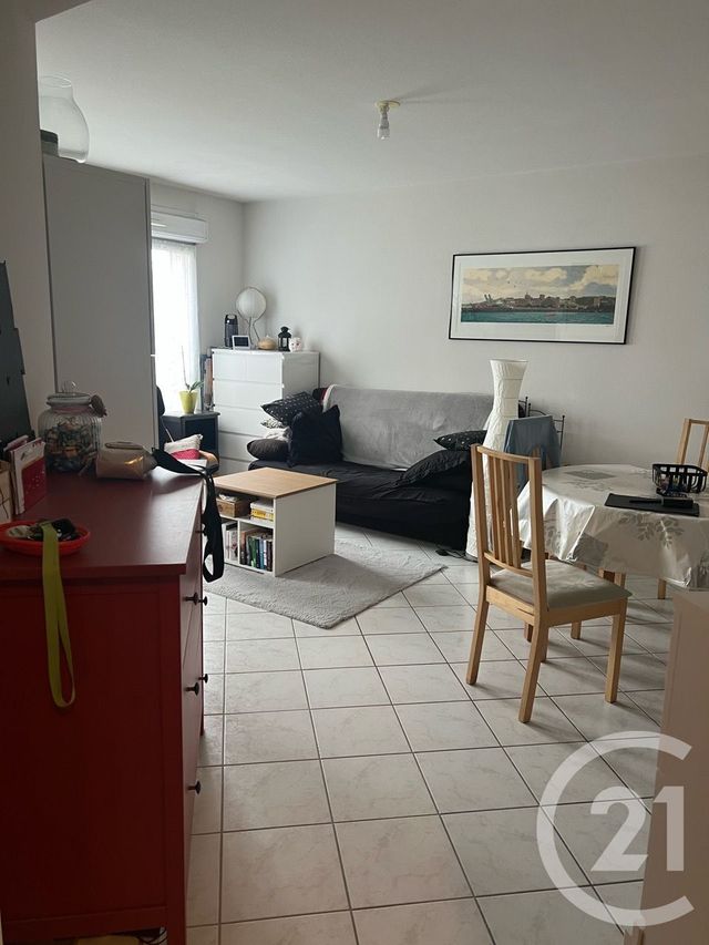 Appartement F2 à vendre - 2 pièces - 54.0 m2 - ST QUENTIN - 02 - PICARDIE - Century 21 Agence Delahaye