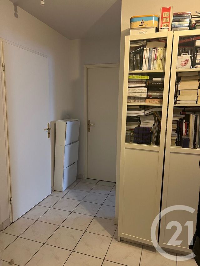 Appartement F2 à vendre - 2 pièces - 54.0 m2 - ST QUENTIN - 02 - PICARDIE - Century 21 Agence Delahaye