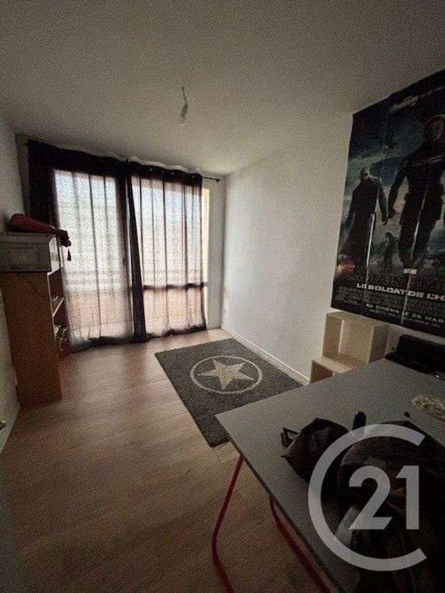 Appartement à vendre - 5 pièces - 67.0 m2 - ST QUENTIN - 02 - PICARDIE - Century 21 Agence Delahaye