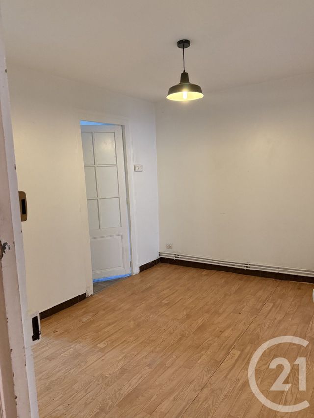 maison à vendre - 13 pièces - 215.5 m2 - LA FERE - 02 - PICARDIE - Century 21 Agence Delahaye