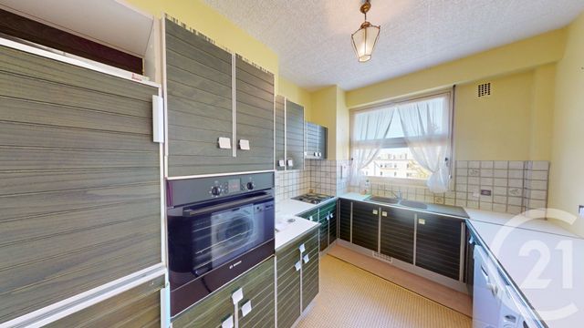 Appartement F5 à vendre - 5 pièces - 119.37 m2 - ST QUENTIN - 02 - PICARDIE - Century 21 Agence Delahaye
