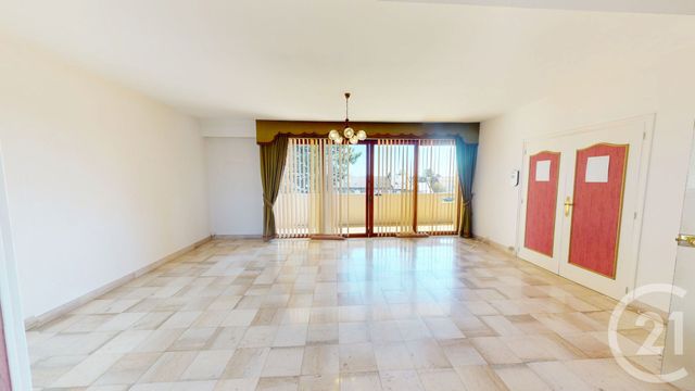 Appartement F5 à vendre - 5 pièces - 119.37 m2 - ST QUENTIN - 02 - PICARDIE - Century 21 Agence Delahaye