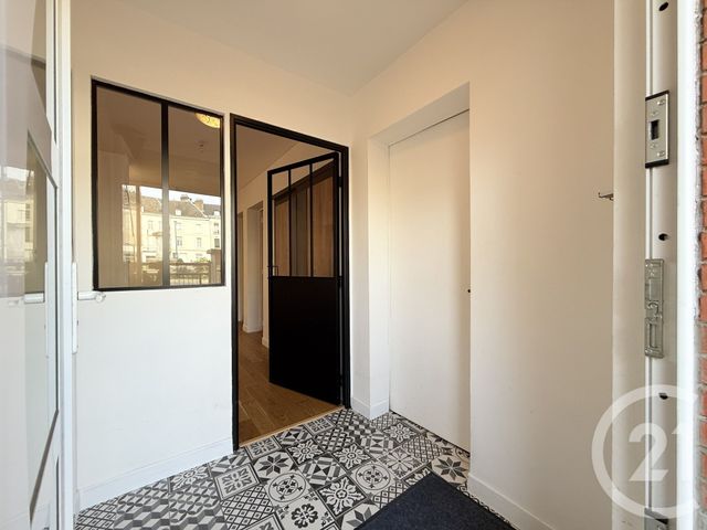 Appartement F5 à vendre - 5 pièces - 102.0 m2 - ST QUENTIN - 02 - PICARDIE - Century 21 Agence Delahaye