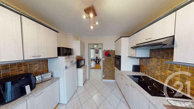 Appartement F3 à vendre - 3 pièces - 75.0 m2 - ST QUENTIN - 02 - PICARDIE - Century 21 Agence Delahaye