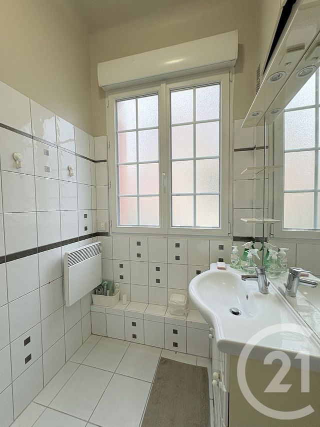 Appartement F3 à vendre - 3 pièces - 71.5 m2 - ST QUENTIN - 02 - PICARDIE - Century 21 Agence Delahaye