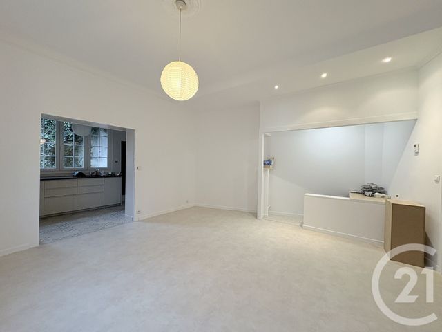 Appartement F3 à vendre - 3 pièces - 71.5 m2 - ST QUENTIN - 02 - PICARDIE - Century 21 Agence Delahaye