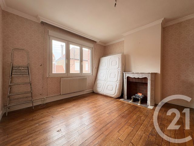 maison à vendre - 9 pièces - 179.4 m2 - ST QUENTIN - 02 - PICARDIE - Century 21 Agence Delahaye