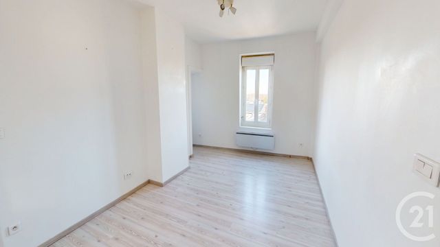 Appartement F2 à vendre - 2 pièces - 47.32 m2 - ST QUENTIN - 02 - PICARDIE - Century 21 Agence Delahaye