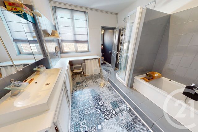 maison à vendre - 7 pièces - 141.81 m2 - ST QUENTIN - 02 - PICARDIE - Century 21 Agence Delahaye