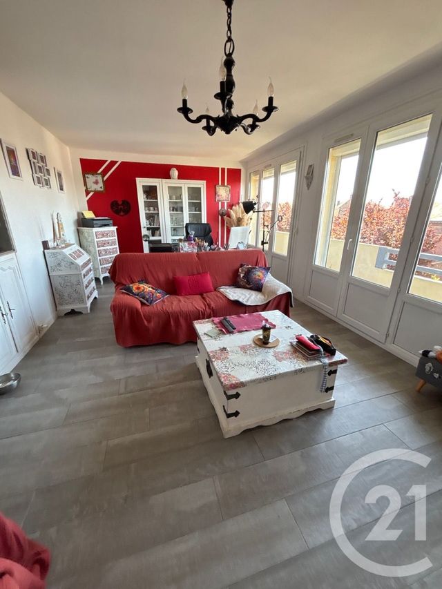 Appartement à vendre - 5 pièces - 77.55 m2 - ST QUENTIN - 02 - PICARDIE - Century 21 Agence Delahaye