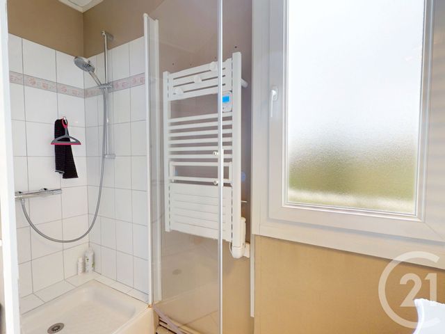 Appartement F4 à vendre - 5 pièces - 76.09 m2 - ST QUENTIN - 02 - PICARDIE - Century 21 Agence Delahaye