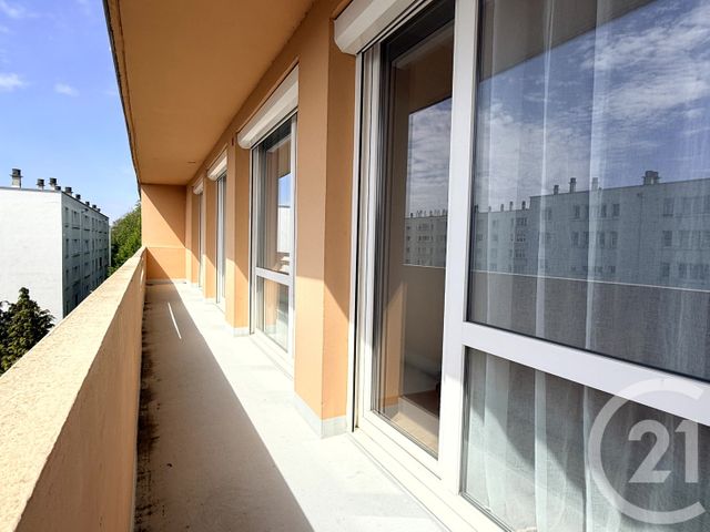Appartement F4 à vendre - 5 pièces - 76.09 m2 - ST QUENTIN - 02 - PICARDIE - Century 21 Agence Delahaye