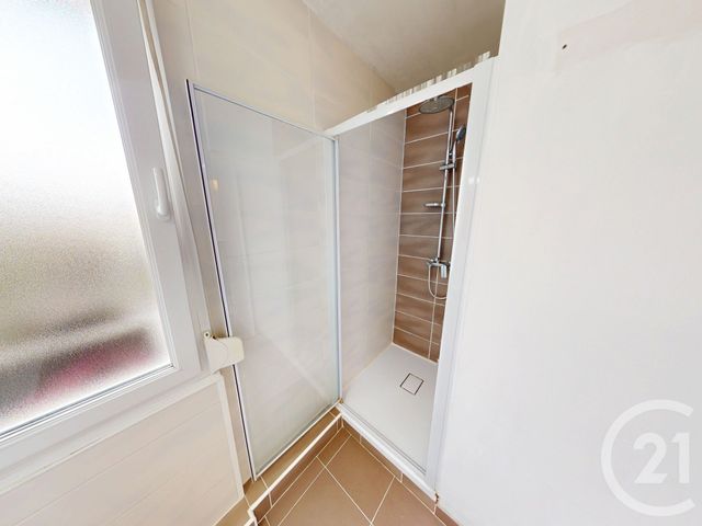 Appartement T4 à vendre - 4 pièces - 66.6 m2 - ST QUENTIN - 02 - PICARDIE - Century 21 Agence Delahaye