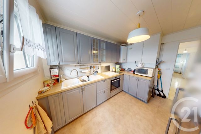 Appartement T3 à vendre - 4 pièces - 72.0 m2 - ST QUENTIN - 02 - PICARDIE - Century 21 Agence Delahaye