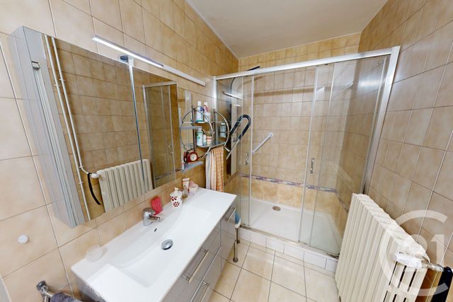 Appartement T3 à vendre - 4 pièces - 72.0 m2 - ST QUENTIN - 02 - PICARDIE - Century 21 Agence Delahaye