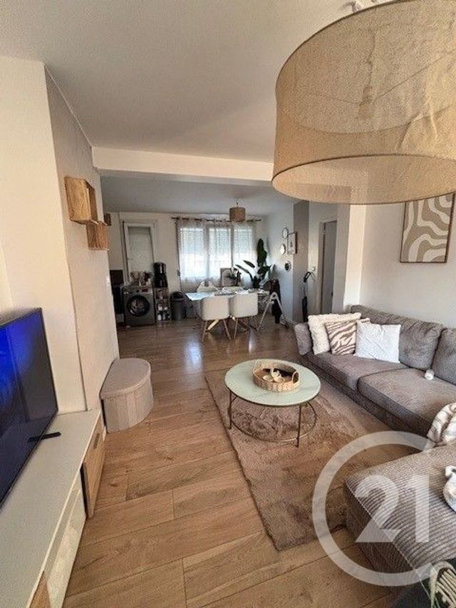 Appartement F4 à vendre - 5 pièces - 66.0 m2 - ST QUENTIN - 02 - PICARDIE - Century 21 Agence Delahaye