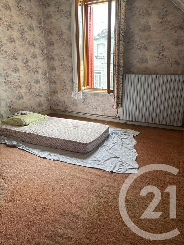 maison à vendre - 4 pièces - 82.0 m2 - ST QUENTIN - 02 - PICARDIE - Century 21 Agence Delahaye