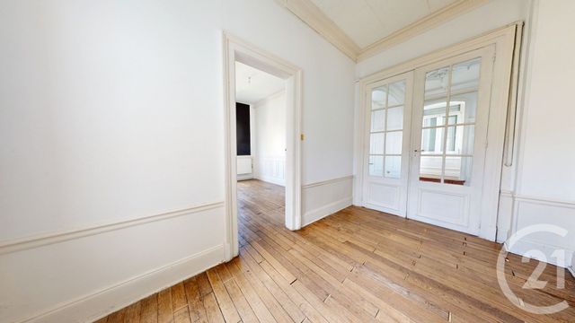 Appartement à vendre - 4 pièces - 89.07 m2 - ST QUENTIN - 02 - PICARDIE - Century 21 Agence Delahaye