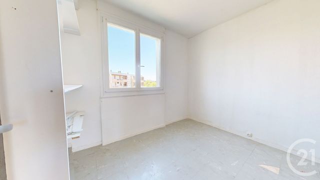 Appartement F4 à vendre - 4 pièces - 63.0 m2 - ST QUENTIN - 02 - PICARDIE - Century 21 Agence Delahaye