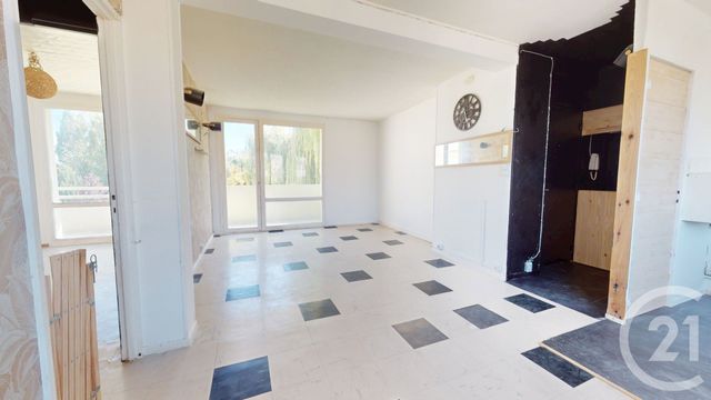 Appartement F4 à vendre - 4 pièces - 63.0 m2 - ST QUENTIN - 02 - PICARDIE - Century 21 Agence Delahaye