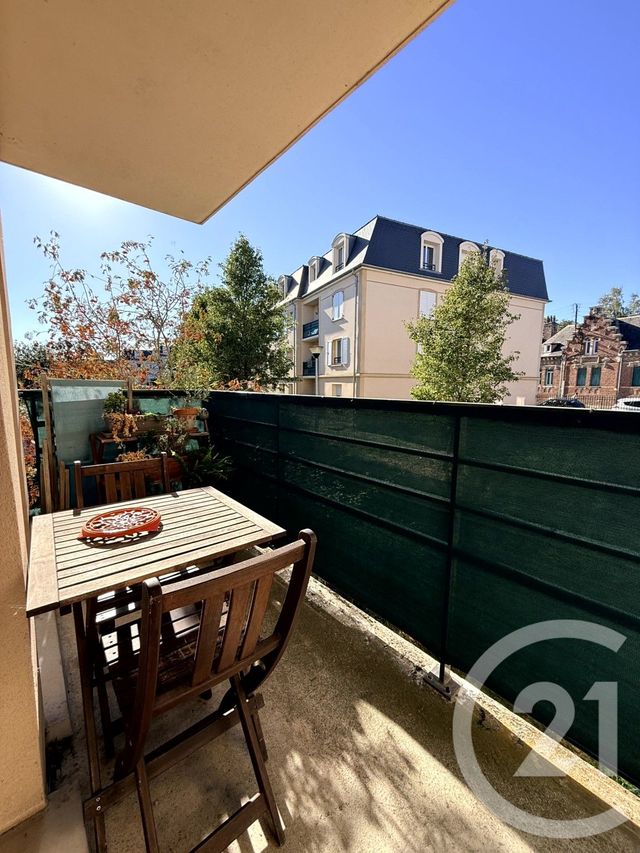 Appartement T3 à vendre - 4 pièces - 76.86 m2 - ST QUENTIN - 02 - PICARDIE - Century 21 Agence Delahaye