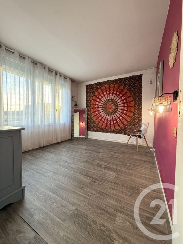 Appartement F4 à vendre - 4 pièces - 67.03 m2 - ST QUENTIN - 02 - PICARDIE - Century 21 Agence Delahaye