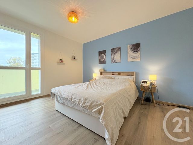 Appartement F5 à vendre - 5 pièces - 94.0 m2 - ST QUENTIN - 02 - PICARDIE - Century 21 Agence Delahaye